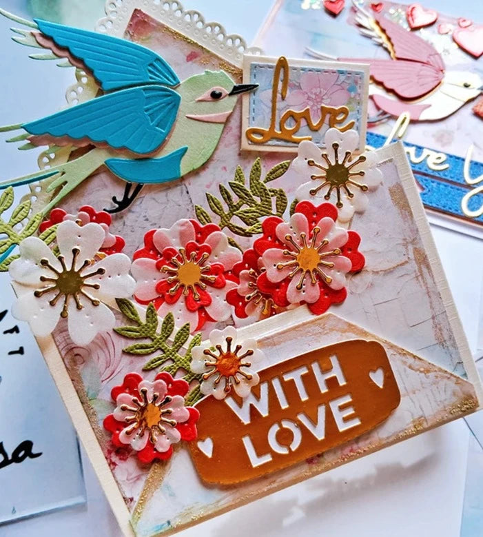 Stunning Love Bird Metal Cutting Die, 13.1 cm x 12.1 cm/5.15 in x 4.76 in