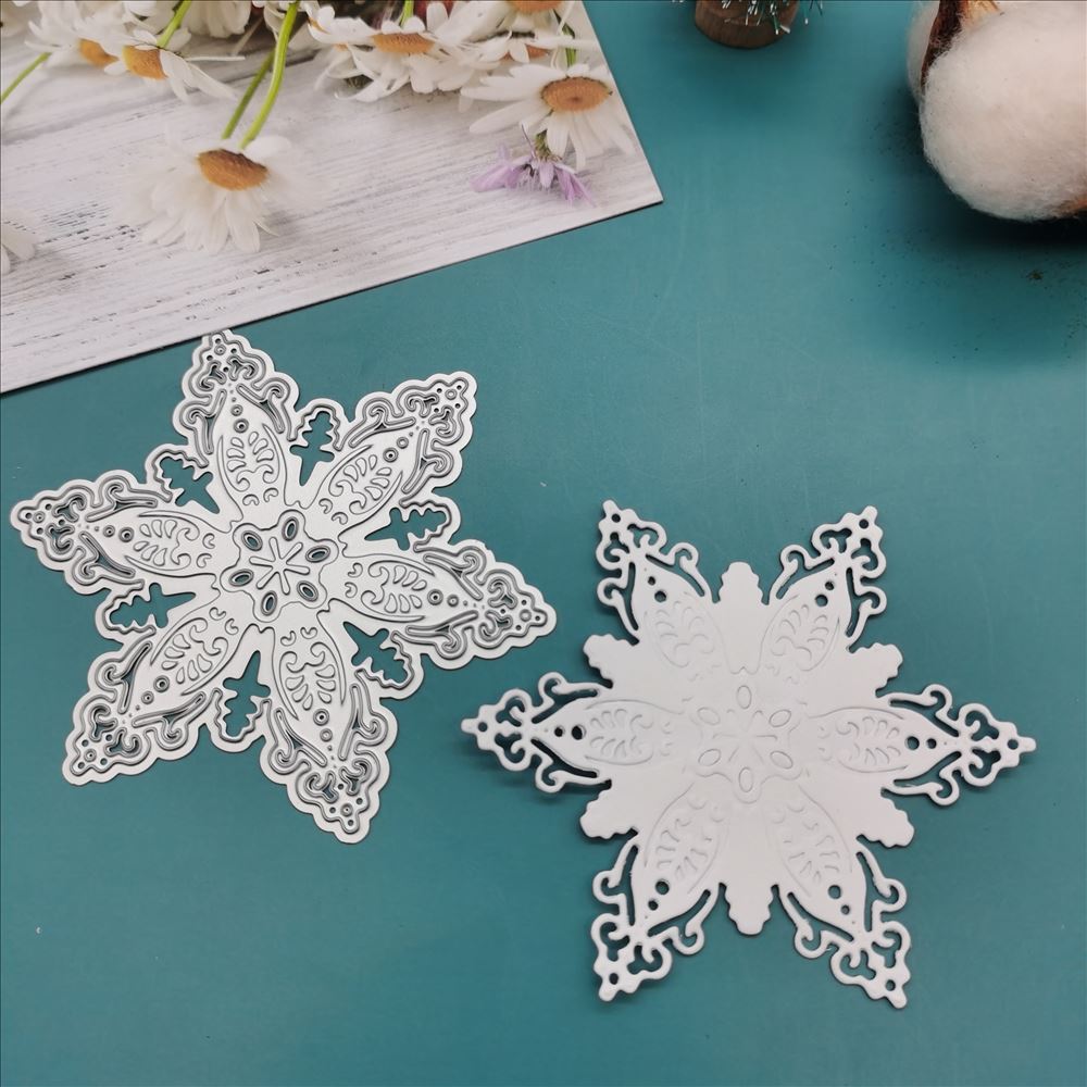 Delicate Snowflake Metal Cutting Die, Size on Photo