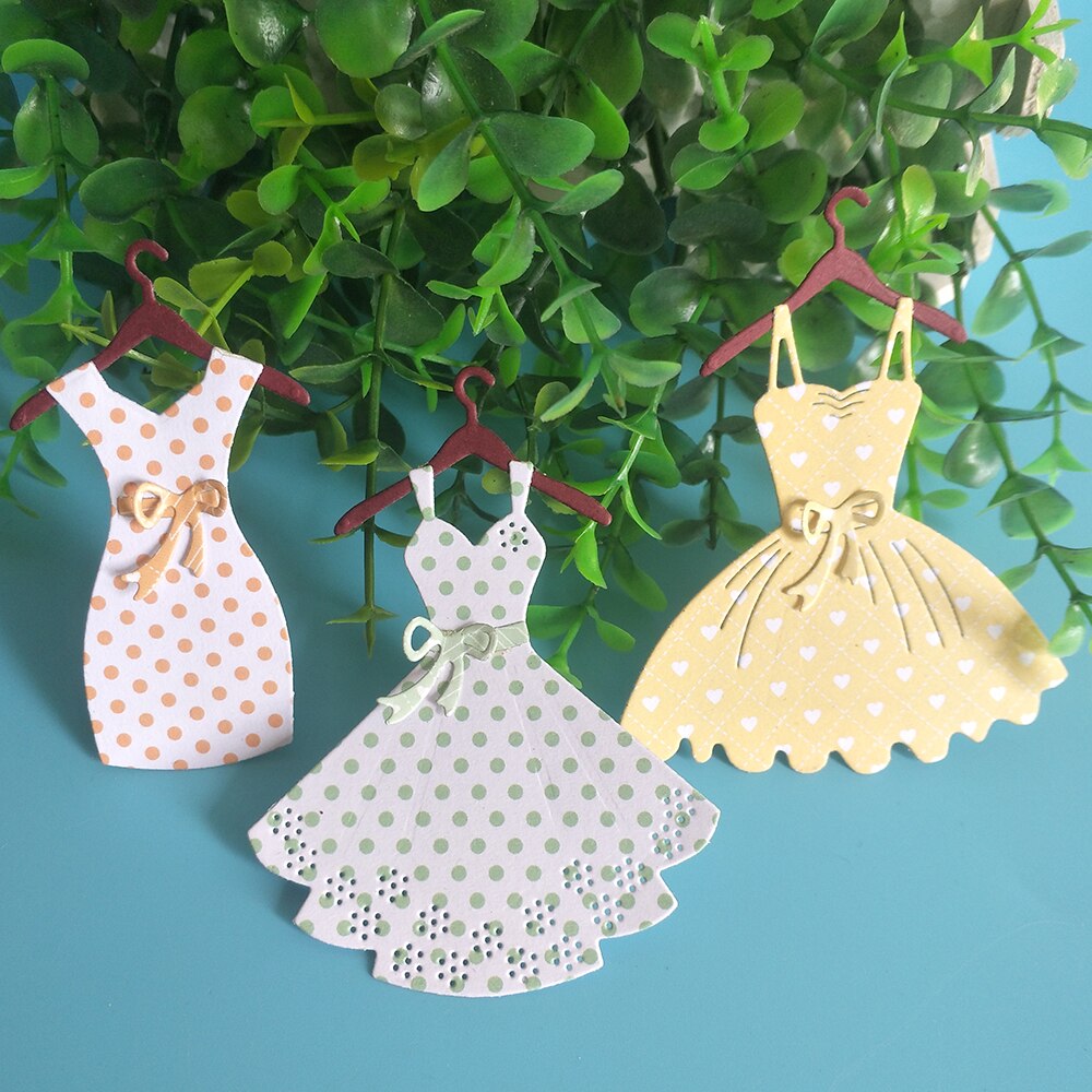 Lovely Three Dresses Metal Cutting Dies, 14.0 cm x 7.3 cm/5.51 in x 2.87 in