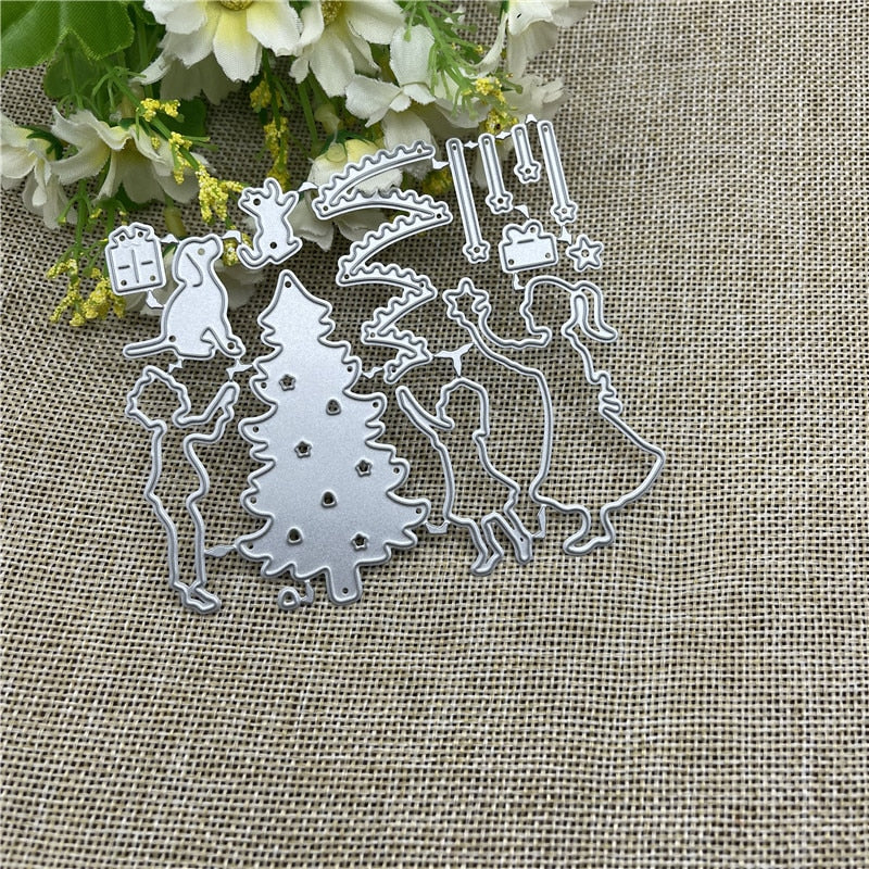 Christmas Tree Decoration Scene Metal Cutting Die, 10.1 cm x 8.7 cm/3.97 in x 3.42 in - Craft World