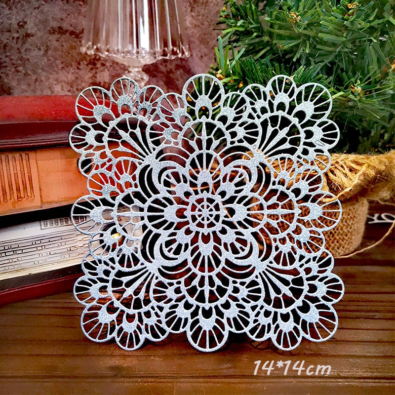 Elegant Lacey Design Metal Cutting Die, 14 cm x 14 cm/5.51 in x 5.51 in - Craft World 