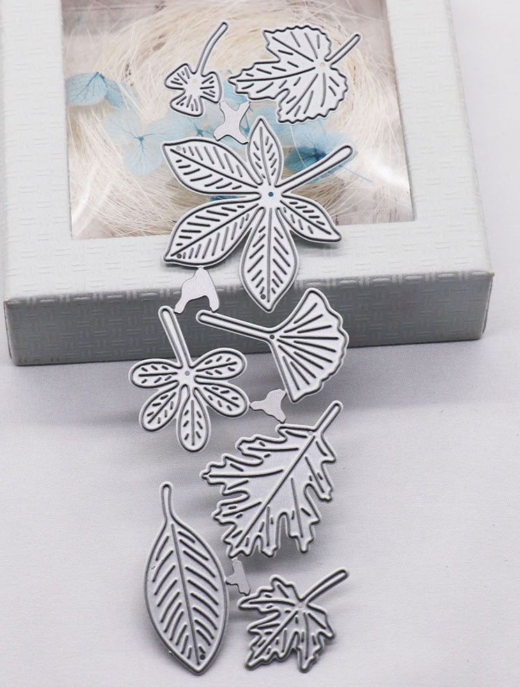 Variety of Leaves Metal Cutting Dies, 5.6 cm x 16.1 cm/2.20 in x 6.33 in