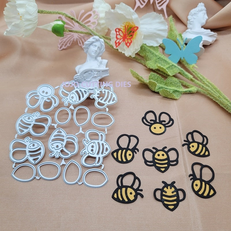 Bee Mesh Metal Cutting Die, 11.2 cm x 10 cm/4.40 in x 3.93 in