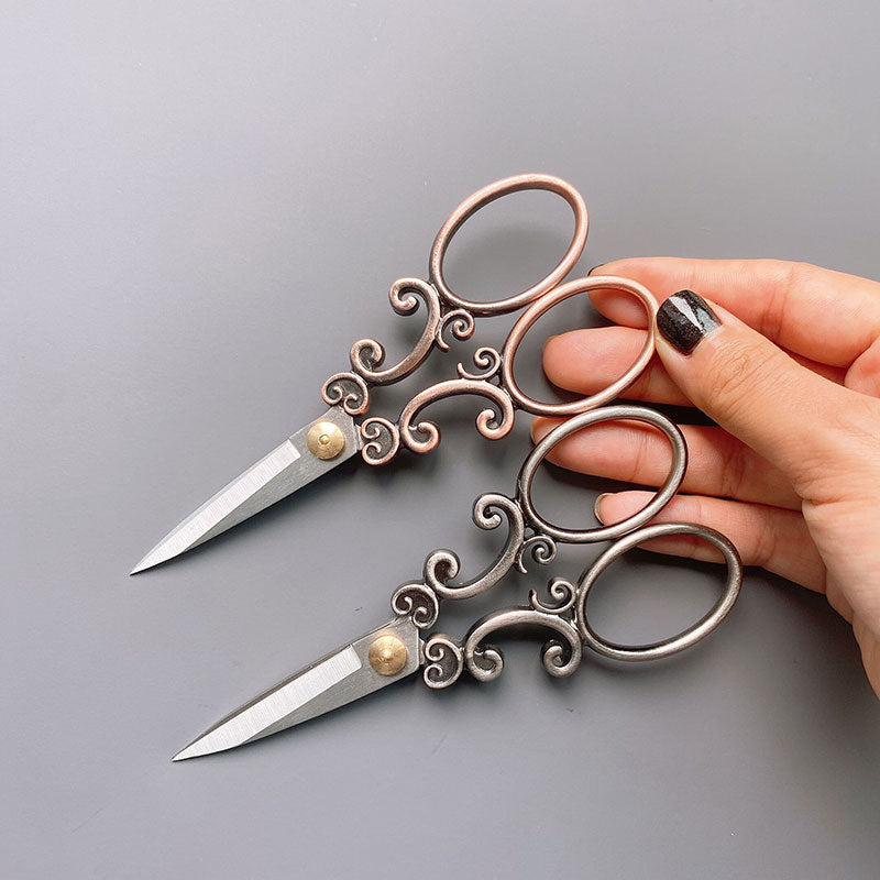 Retro-Style Stainless Steel Sewing Scissors, Length 13 cm, 1 Piece - Craft World