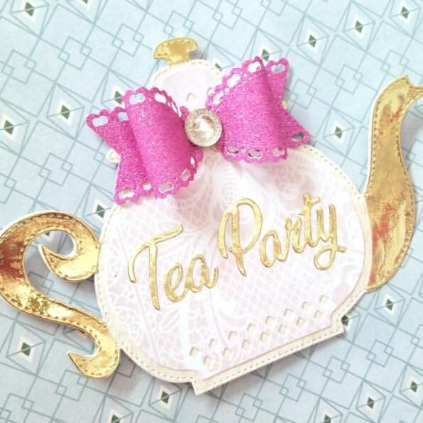 Gorgeous Teapot Metal Cutting Die, 11.9 cm x 16.5 cm/4.68 in x 6.49 - Craft World 