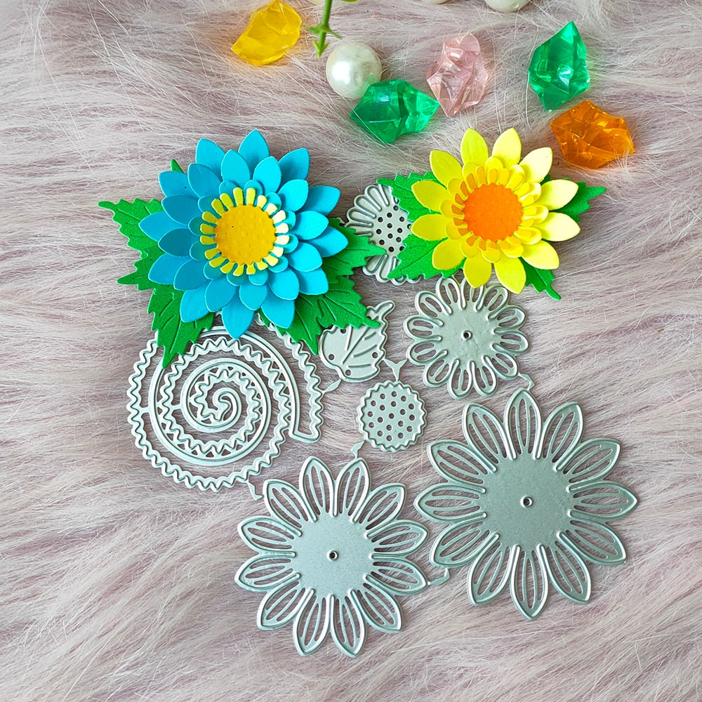 Collection of Flowers Metal Cutting Dies, 12.1 cm x 10.6 cm/4.76 in x 4.17 in - Craft World 